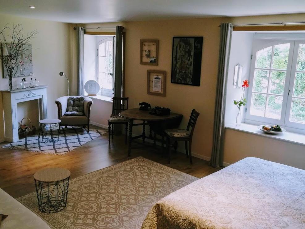 Bed and Breakfast Le Domaine Des Platanes Bourg-Charente Экстерьер фото