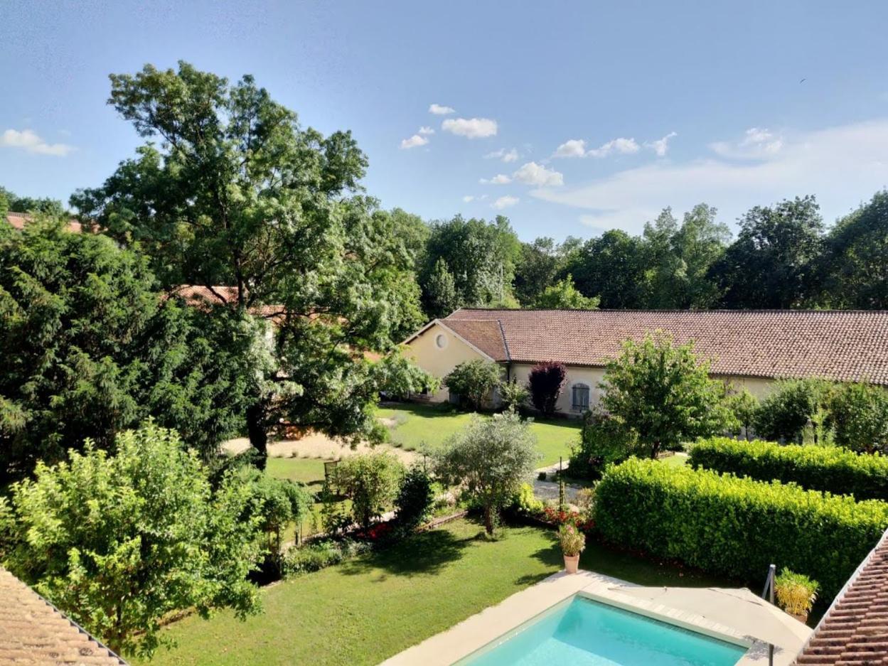 Bed and Breakfast Le Domaine Des Platanes Bourg-Charente Экстерьер фото